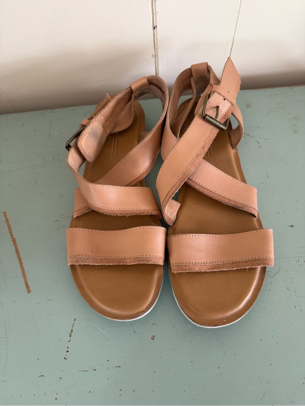 Classic Toms Leather Sandals
